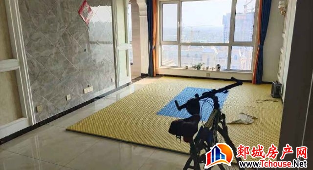 东方帝景 3室2厅 130平米 精装修 1500元/月